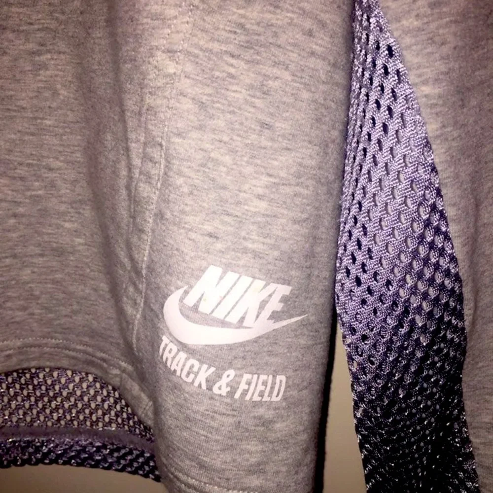 Nike sweatshirt top - Picture 5 of 7